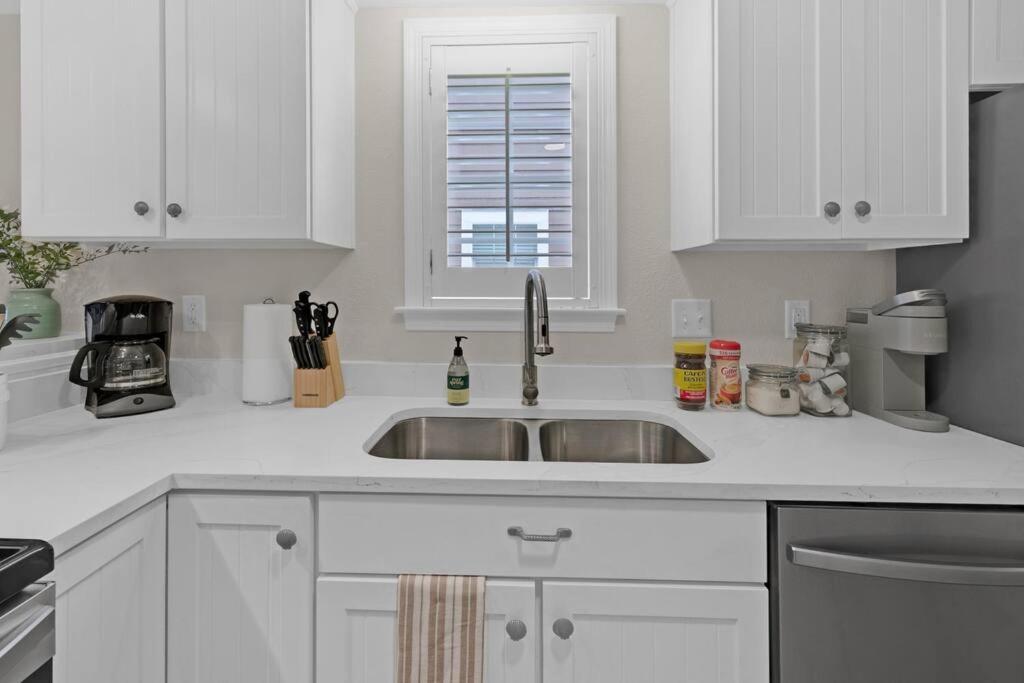 Charming Holiday Isle Destin Beach Access Townhome Екстериор снимка