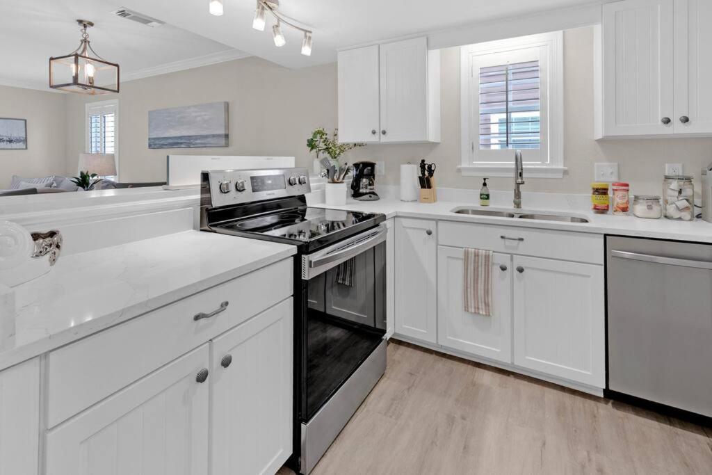 Charming Holiday Isle Destin Beach Access Townhome Екстериор снимка